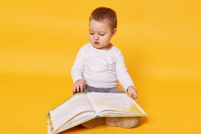 Обгоняя сверстников: нужно ли учить читать ребенка 3-4 лет