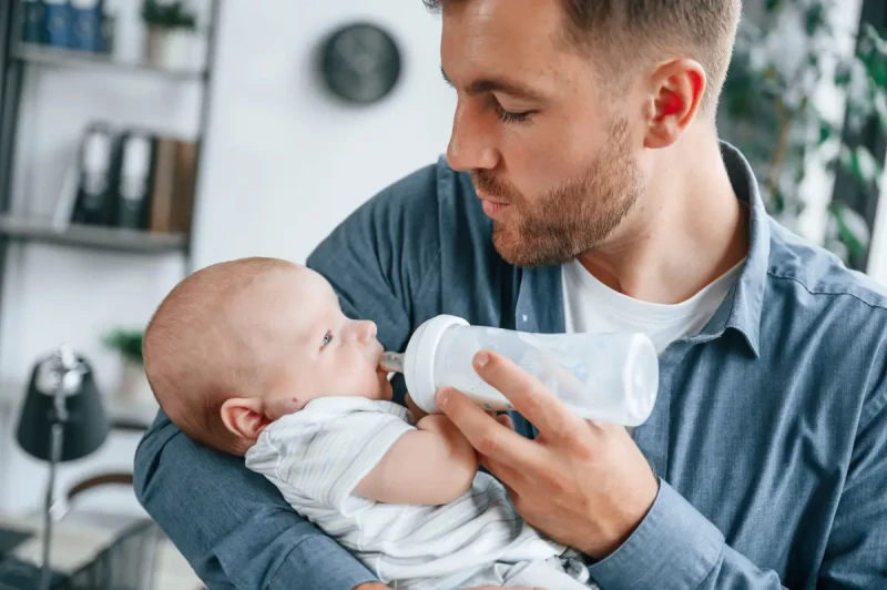 Минздрав: женские консультации должны стать популярными среди мужчин