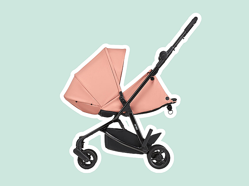 Можно ли использовать прогулочную коляску с рождения?