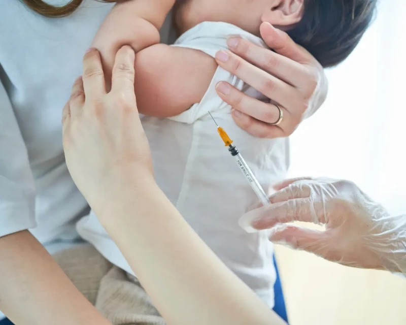 В Австралии стартуют первые в мире испытания детской вакцины против рака мозга