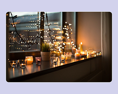 Огоньки без розеток и игрушки без осколков: как украсить квартиру к Новому году с детьми