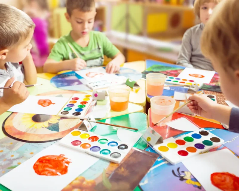 В России хотят ограничить число детей в детских садах