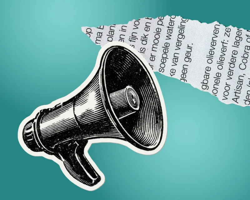 Кто такие Лабубу и почему взрослые теперь ходят с мохнатыми игрушками