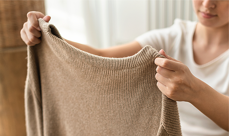 Как отстирать ручку с одежды