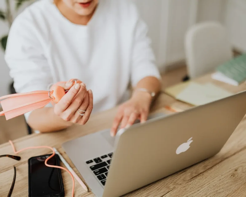 Работодателям запретят назначать испытательный срок женщинам с детьми до 3 лет