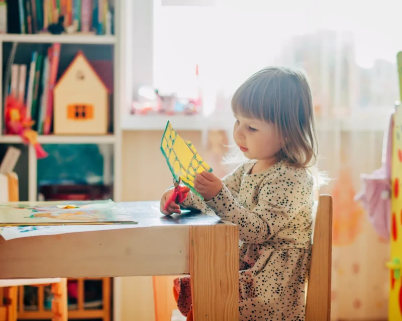 В России предложили штрафовать родителей за опоздание в детский сад