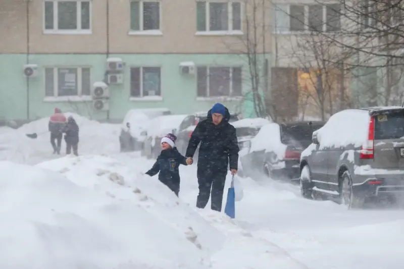 При какой погоде в Москве закрываются детские сады и школы