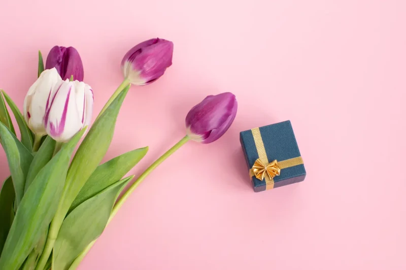 8 идей подарков к 8 Марта, которые можно купить в тот же день