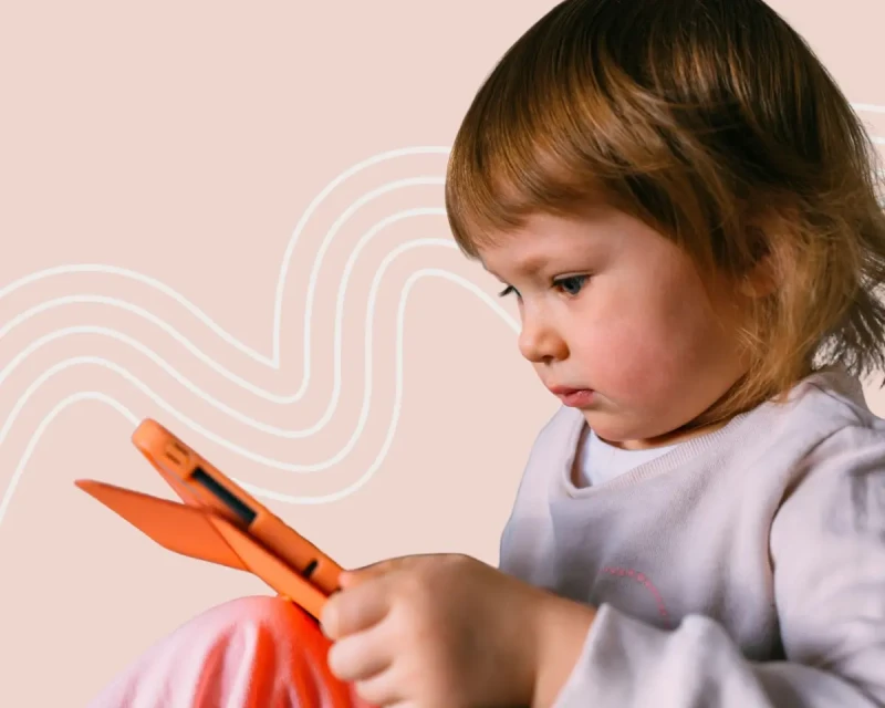 Новые мировые рекомендации 2026: сколько времени дети могут проводить за гаджетами