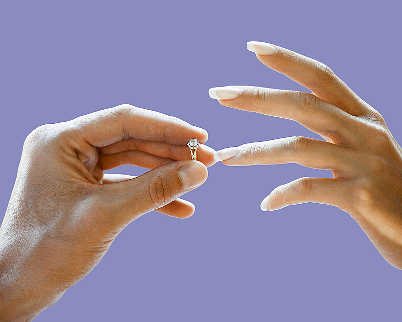 «Каждый третий не видит смысла в штампе»: что показало исследование о российских мужчинах и браке