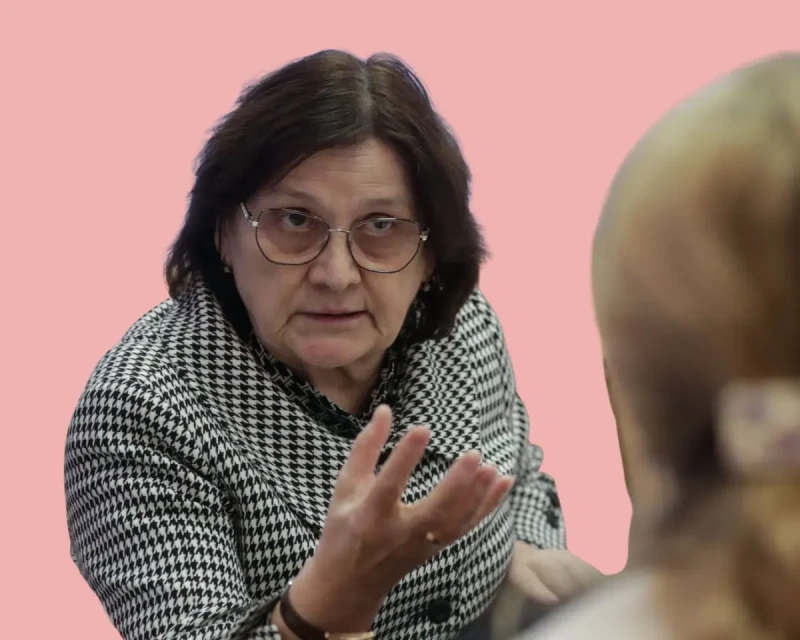 Депутат Госдумы: женщина может «спокойно» родить троих детей до 27 лет