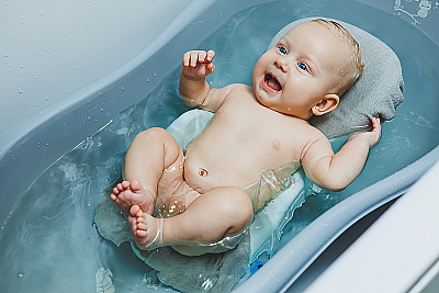 Как купать новорожденного