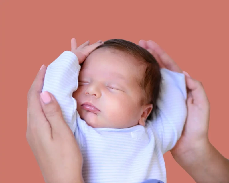 Что можно новорожденному при температуре, кашле, насморке, коликах, запоре