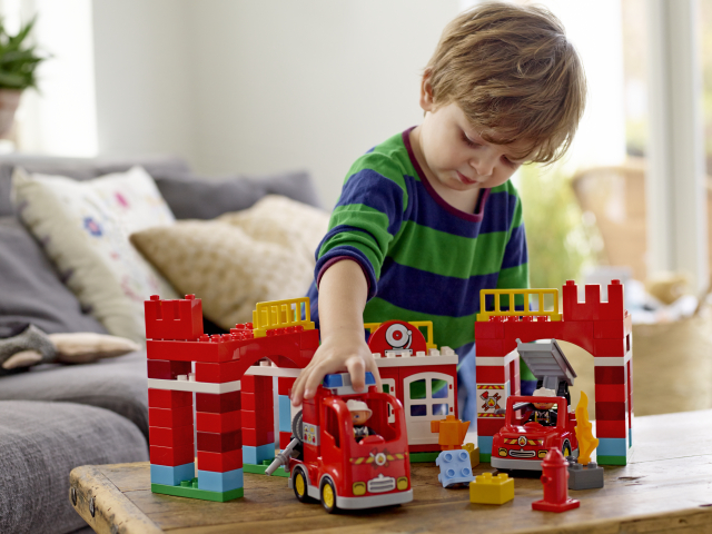 Выбираем новогодние подарки для детей от 1,5 до 5 лет 2